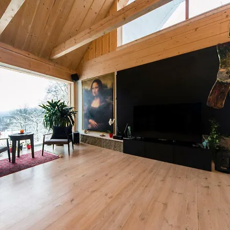 Sun & Laser דירה