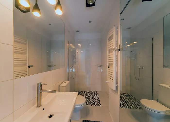 Sun & Laser Apartment *